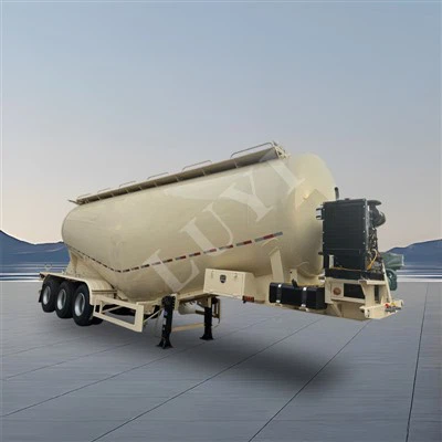 Drei - Achse 30 - Tonpulvertank Semi-Trailer